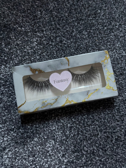 Luna Belle lashes - exclusive to lunas only.