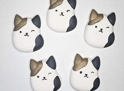 Squishy bath bombs