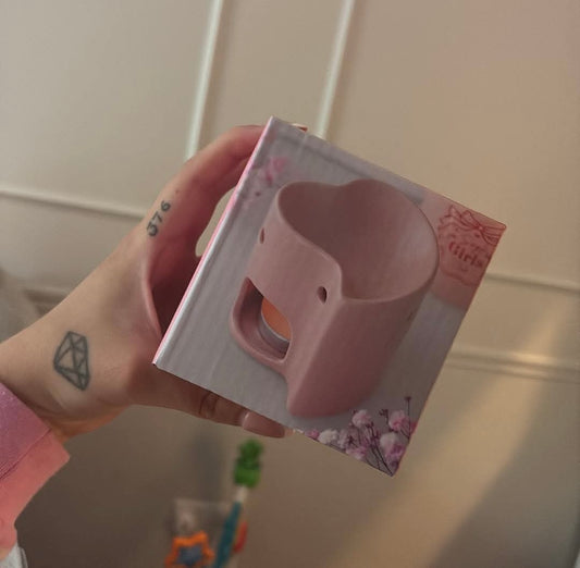 Pink heart wax burner