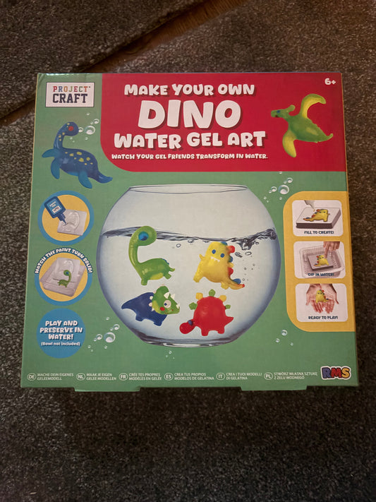 Make your own dino water gel art