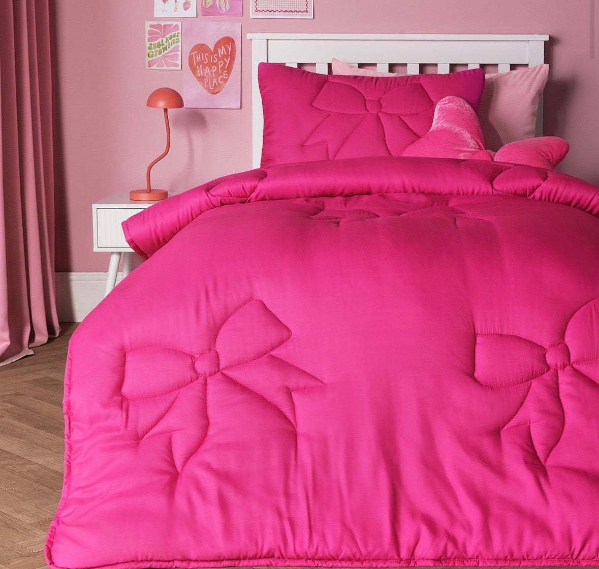 Bow quilted duvet sets