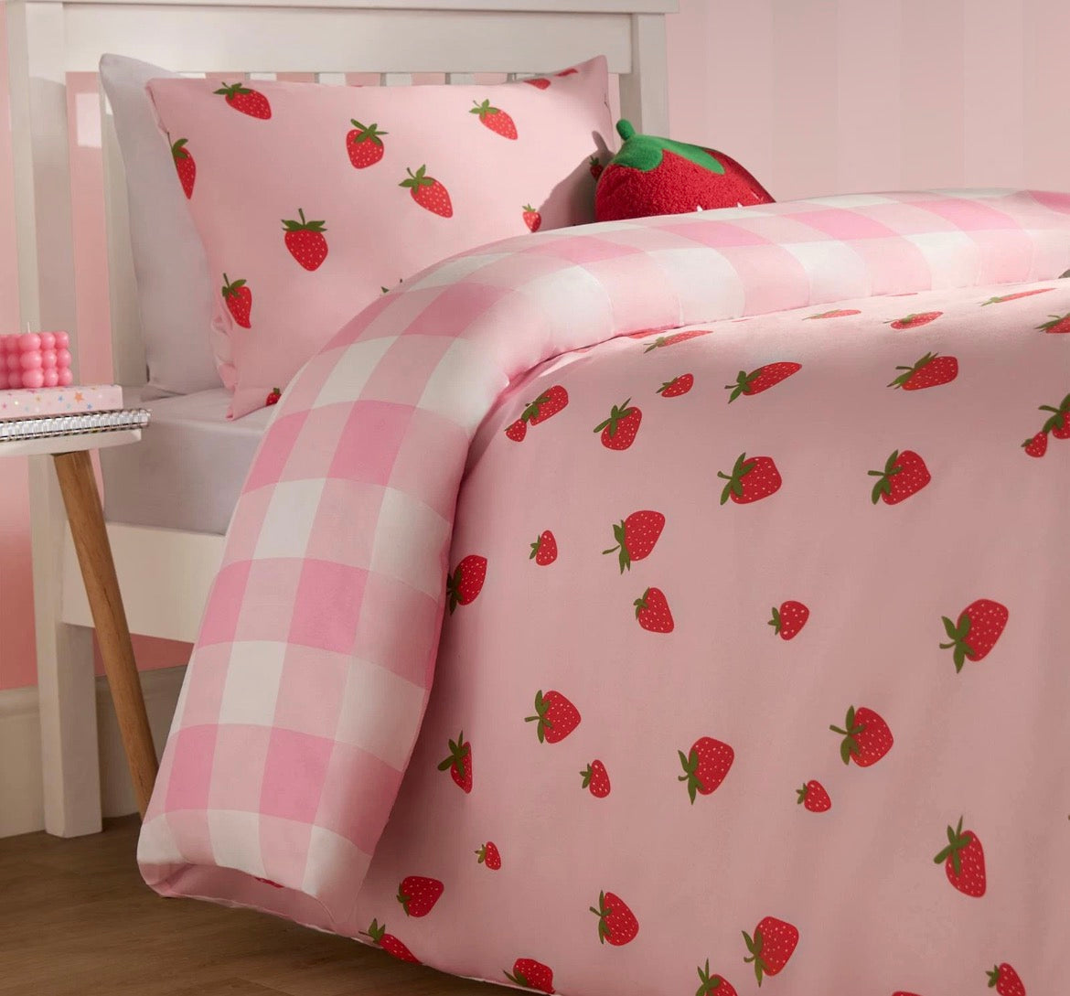 Strawberry Duvet Set