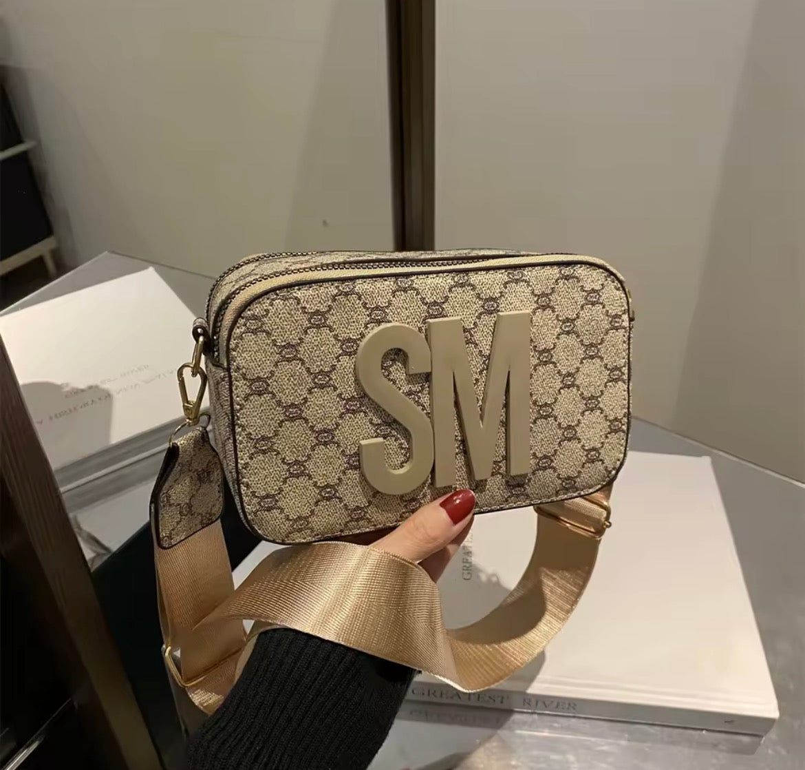 Handbag