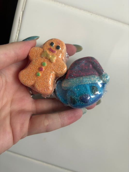 2 xmas mini bath bombs - gingerbread & stitch - CLEARANCE