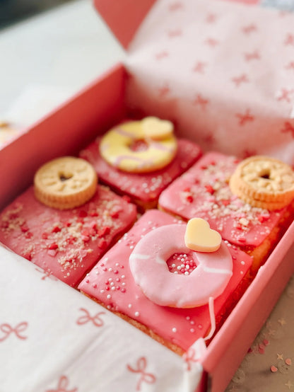Valentines Sponge cake box