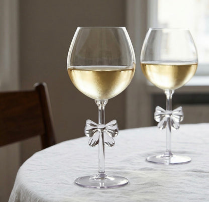 Bow wine glasses x2