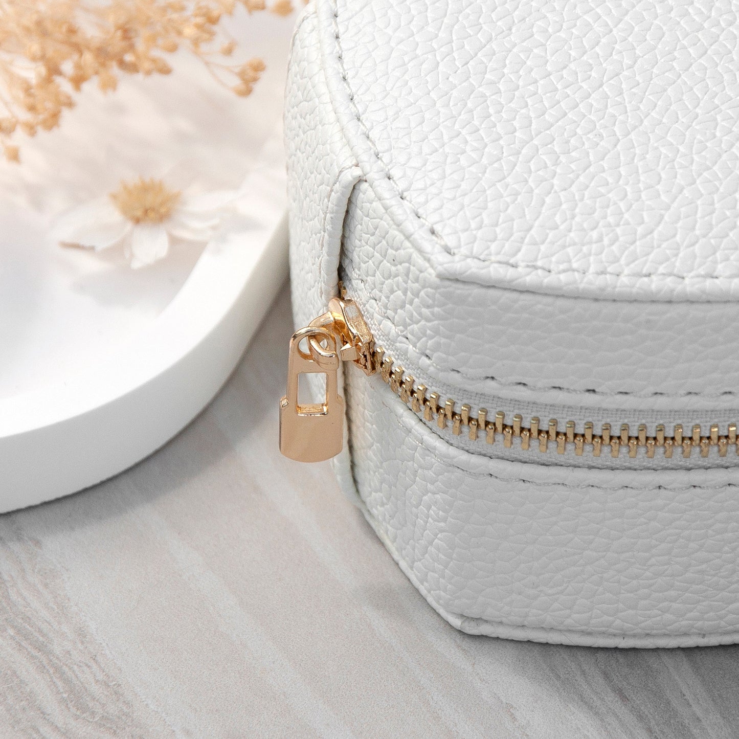 Personalised Bold Message White Heart Jewellery Case