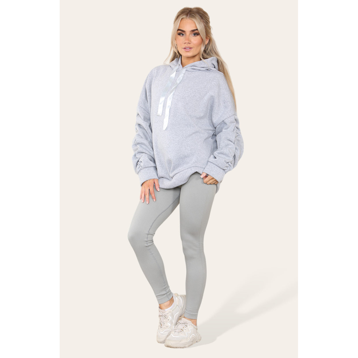 Stylish Plus Size Ruched Sleeve Hoodie with Satin Ribbon - Comfortable & Warm